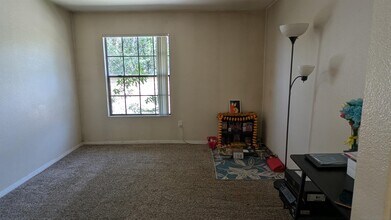 10623 Dabney Dr in San Diego, CA - Building Photo - Building Photo