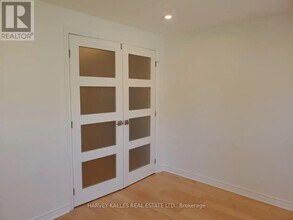 679 Vaughan Rd in Toronto, ON - Building Photo - Building Photo