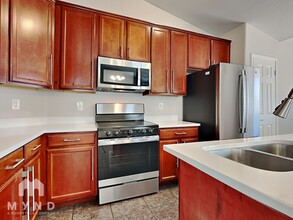 5621 S 31st Dr in Phoenix, AZ - Building Photo - Building Photo