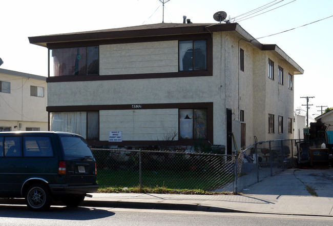 4532 W Lennox Blvd in Inglewood, CA - Building Photo - Building Photo