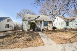 1209.5 13th Ave NE in Rochester, MN - Building Photo