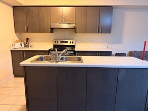 456 Linden Dr in Cambridge, ON - Building Photo - Building Photo