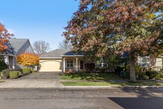 3829 Oak Meadows Loop in Newberg, OR - Building Photo - Building Photo