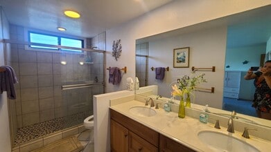 787070-7070 Ali‘i Dr in Kailua Kona, HI - Building Photo - Building Photo