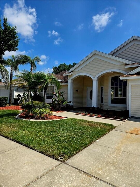 7838 Trail Run Loop in New Port Richey, FL - Building Photo
