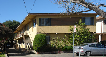 1547 Saint Charles St in Alameda, CA - Building Photo - Building Photo