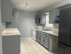 1616 Jacaranda Ct in Laredo, TX - Building Photo - Building Photo