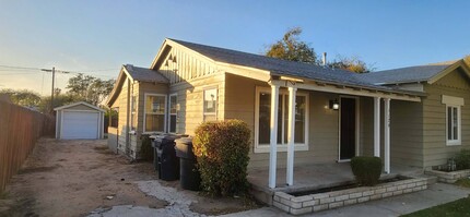 1129 Calhoun St in Redlands, CA - Building Photo - Building Photo