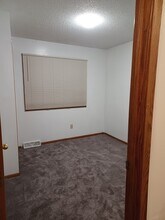 9322 Ryan Pl in Circle Pines, MN - Building Photo - Building Photo