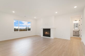 4470 Explorer Ave in Port Orchard, WA - Building Photo - Building Photo