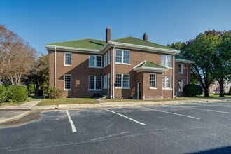 315 Sunset Ave in Rocky Mount, NC - Foto de edificio - Building Photo