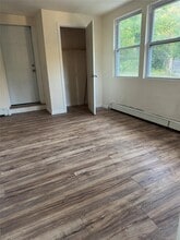 21 Lincoln Dr in Rocky Point, NY - Building Photo - Building Photo