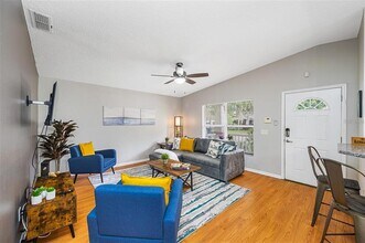 212 W South Ave in Tampa, FL - Building Photo - Building Photo