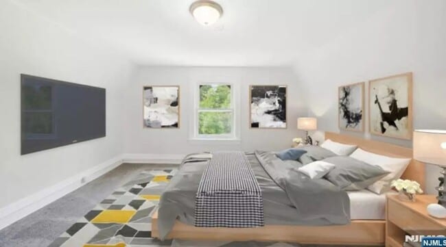 property at 9 Vincent Pl