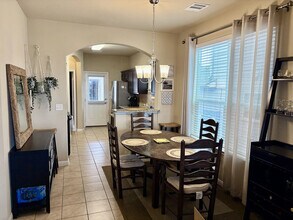 116 Gates of the Arctic Ave in Pflugerville, TX - Building Photo - Building Photo