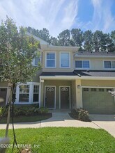 3750 Silver Bluff Blvd in Orange Park, FL - Building Photo - Building Photo