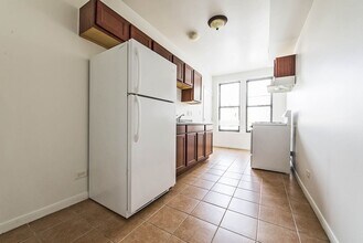 7263 S Coles Chicago, IL 60649 in Chicago, IL - Foto de edificio - Building Photo