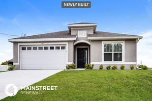 913 NE 36th Ln in Cape Coral, FL - Building Photo