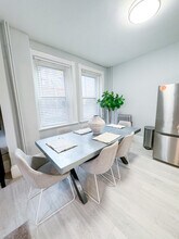 637 Washington St, Unit 1 in Brookline, MA - Building Photo - Building Photo