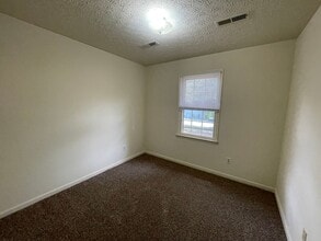 913 Grand Arbre Dr in Bedford, VA - Building Photo - Building Photo
