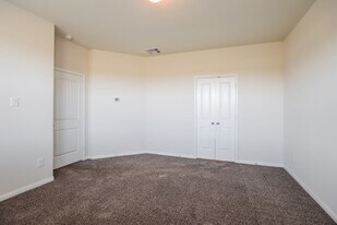 15825 Roberto Clemente Ct in Patton Village, TX - Building Photo