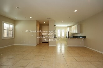 47 Wild Trails in Irvine, CA - Building Photo - Building Photo