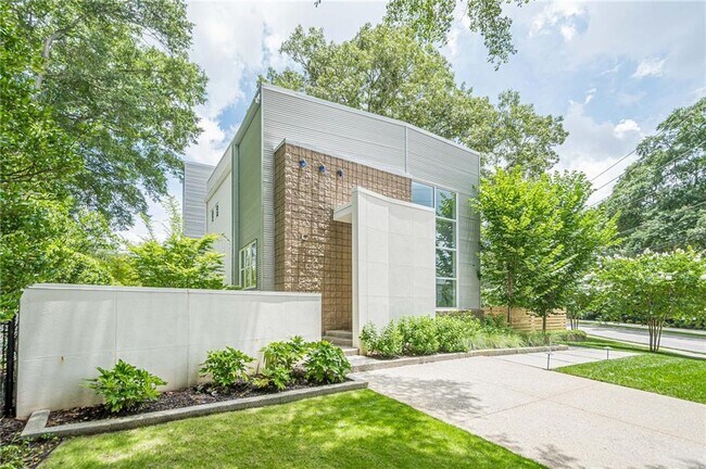 property at 2269 Briarwood Hills Dr NE