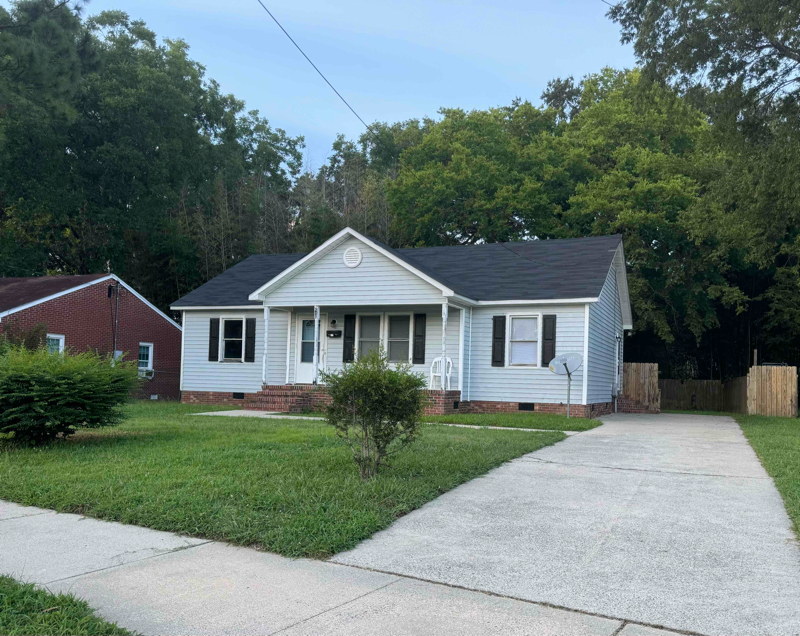 203 Whitfield Dr in Goldsboro, NC - Building Photo