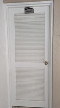 491 Ives Dairy Rd in Miami, FL - Building Photo - Building Photo