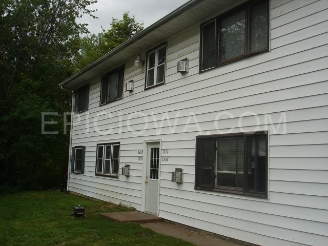property at 1207 O Ave Pl NE