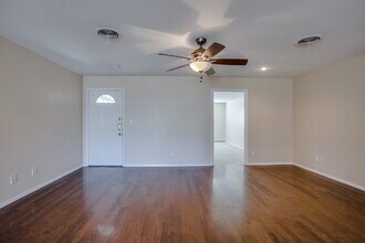 4806 13th St in Lubbock, TX - Building Photo - Building Photo