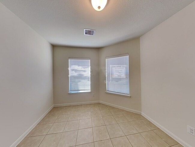 22422 Bauer Canyon Dr