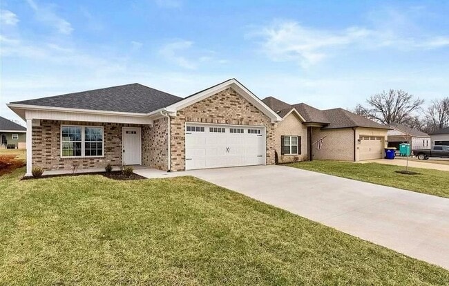 961 McIntyre St in Bowling Green, KY - Building Photo - Building Photo