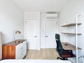 Furnished room/NOT APARTMENT in Brooklyn, NY - Building Photo