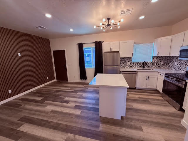 property at 1012 E Pierson St