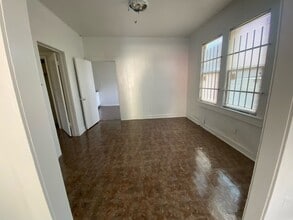 1419 Capron St in Houston, TX - Building Photo - Building Photo