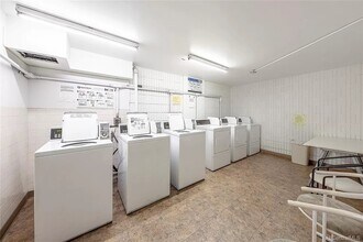 98-288 Kaonohi St, Unit 2705 in Aiea, HI - Building Photo - Building Photo