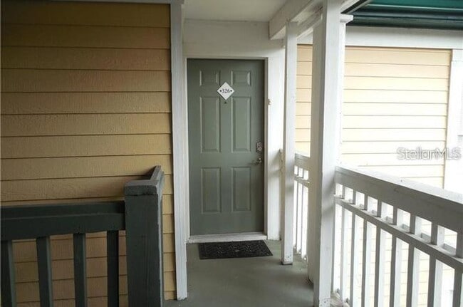 4107 Chatham Oak Ct in Tampa, FL - Building Photo - Building Photo