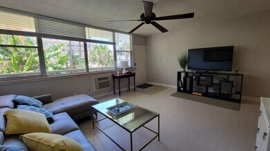 101 N Birch Rd-Unit -204 in Fort Lauderdale, FL - Foto de edificio - Building Photo