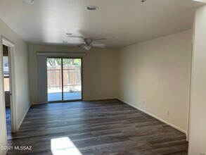 2545 E Spring St in Tucson, AZ - Building Photo - Building Photo