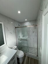 60-03 56th Rd in Queens, NY - Building Photo - Building Photo