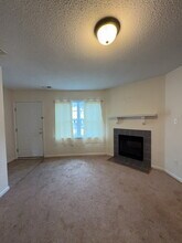 1967 W Brandymill Ln in Jacksonville, NC - Building Photo - Building Photo
