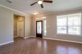 17246 Lafayette Hollow Ln in Humble, TX - Foto de edificio - Building Photo