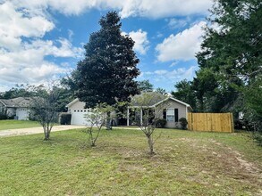 219 Shorey Dr in Defuniak Springs, FL - Building Photo - Building Photo