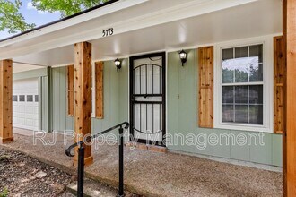 5773 Redbud Cove in Horn Lake, MS - Foto de edificio - Building Photo