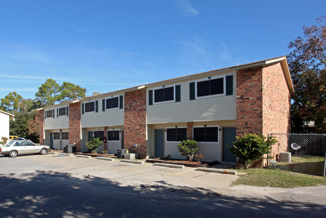 Pelican Pointe Townhomes