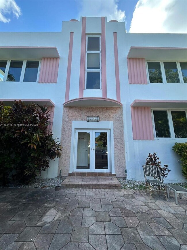 property at 750 Jefferson Ave