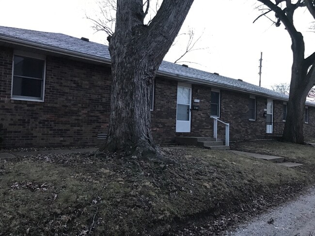 property at 951 E. Wabash St