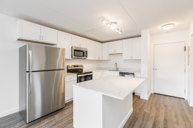 The Racquet Club Apartments