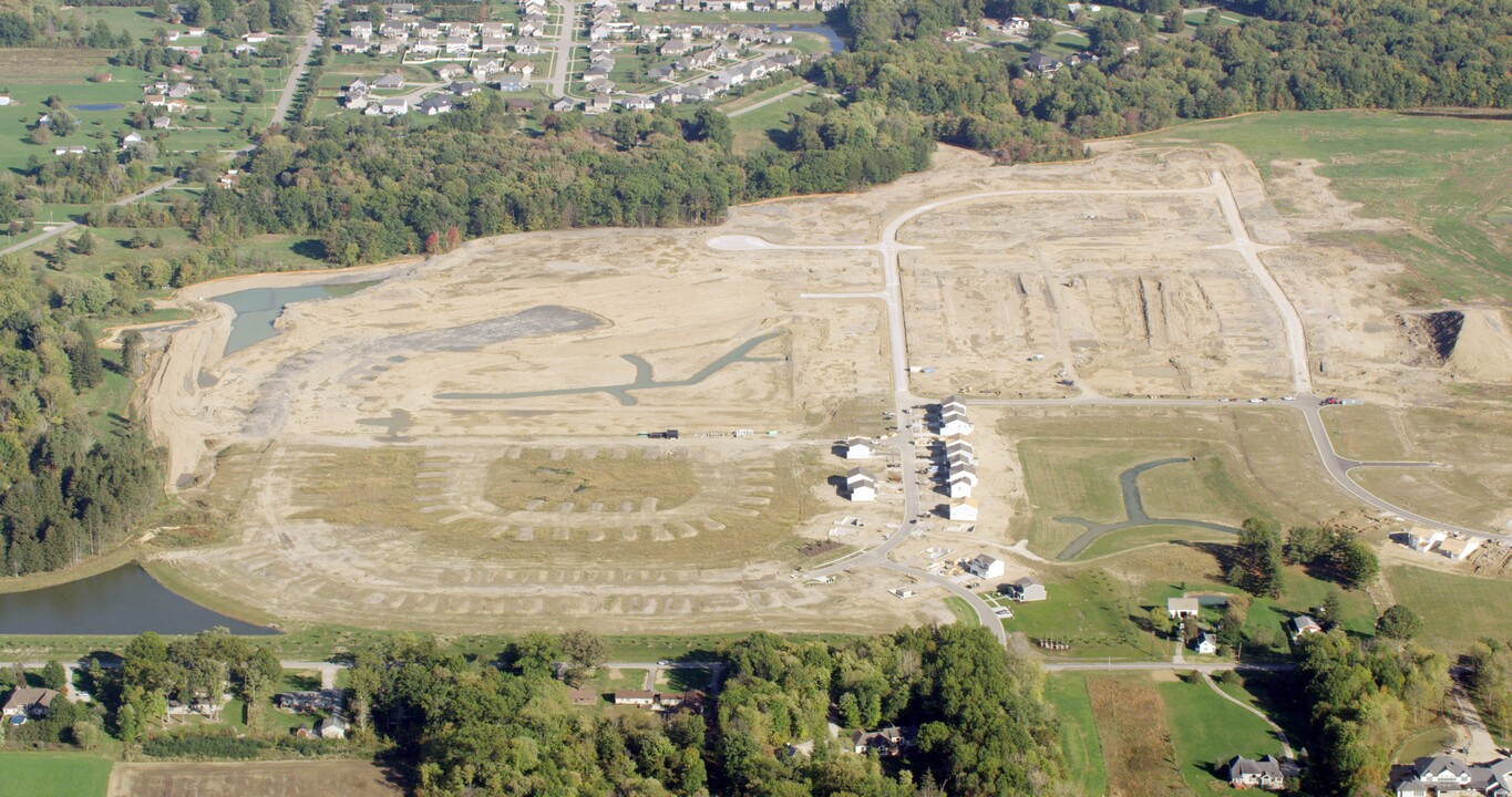 The Crossings at Emerald Woods in Columbia Station, OH - Building Photo